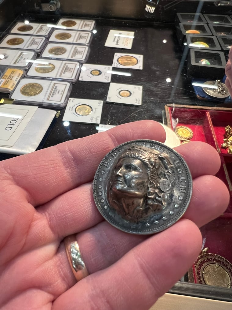 CF_38_popout-coins_02_Dennis-Tucker